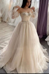Vintage Sweetheart Long Sleeve Backless Appliques Lace Tulle A-Line Wedding Dress