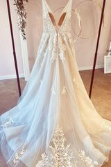 Stunning Long V-neck A-Line Floor Length Tulle Wedding Dress With Floral Lace
