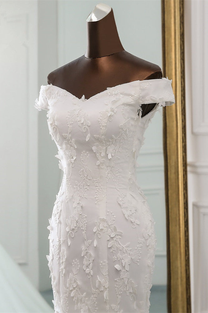 Gorgeous Long Tulle Off the shoulder Mermaid Lace-up Wedding Dress