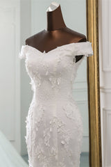 Gorgeous Long Tulle Off the shoulder Mermaid Lace-up Wedding Dress
