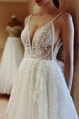 Boho White Long A-line V-neck Tulle Lace Backless Wedding Dresses