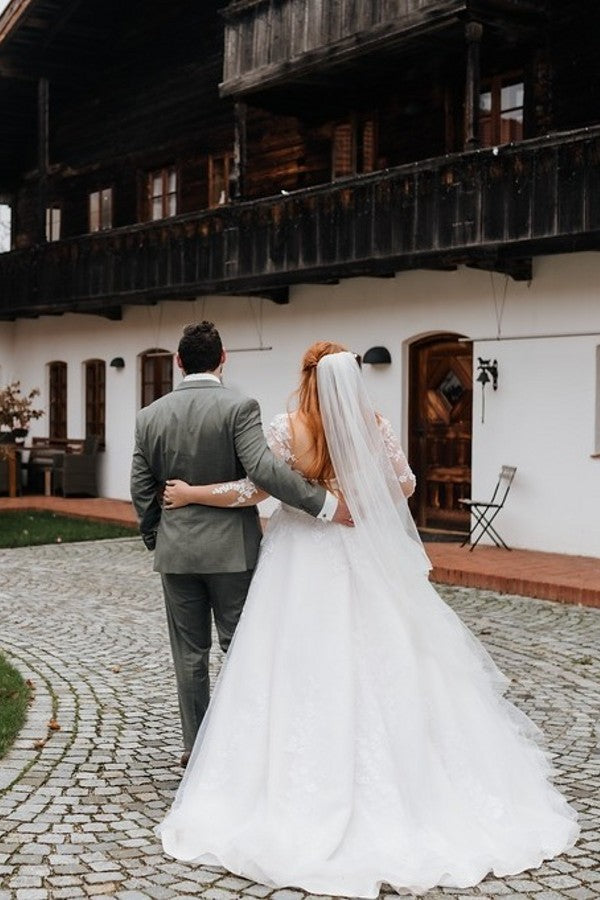Boho Deep V-neck Long Sleeves Plus Size Ball Gown Wedding Dresses