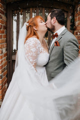 Boho Deep V-neck Long Sleeves Plus Size Ball Gown Wedding Dresses