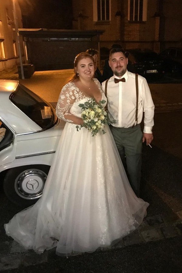 Boho Deep V-neck Long Sleeves Plus Size Ball Gown Wedding Dresses
