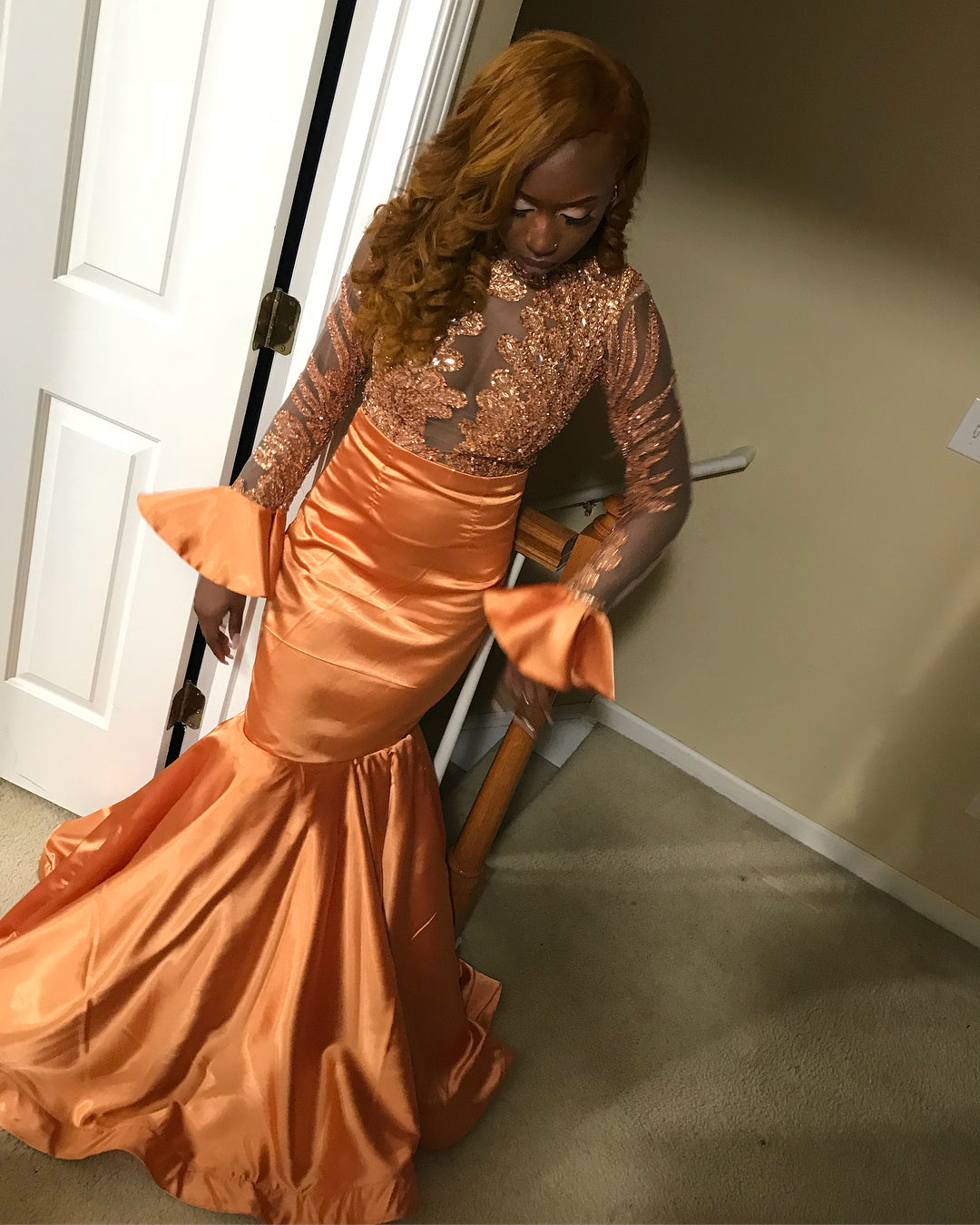 Elegant Long Jewel Satin Mermaid Prom Dress with Sleeves
