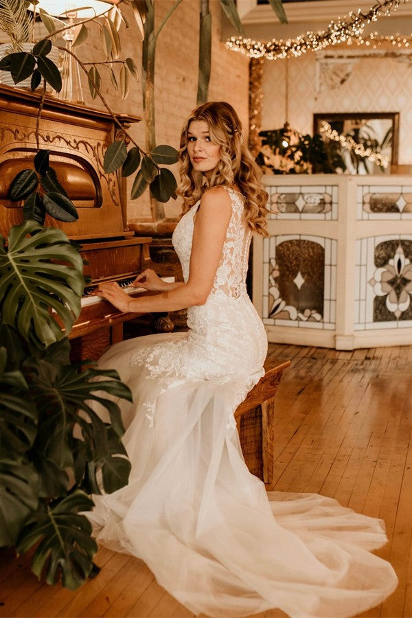 Elegant Long Mermaid V-neck Straps Tulle Lace Wedding Dress with Ruffles