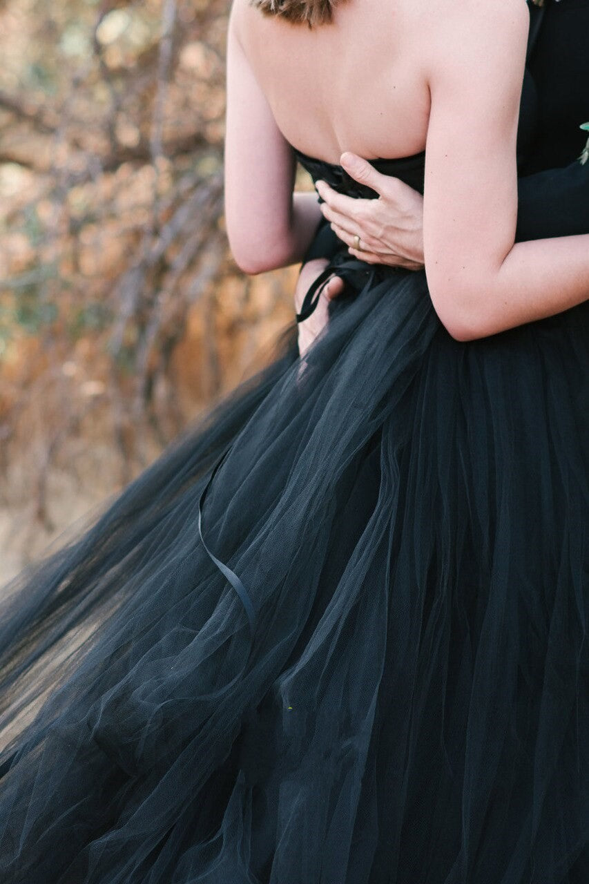 Elegant Long A-line Strapless Tulle Floor Length Black Wedding Dress