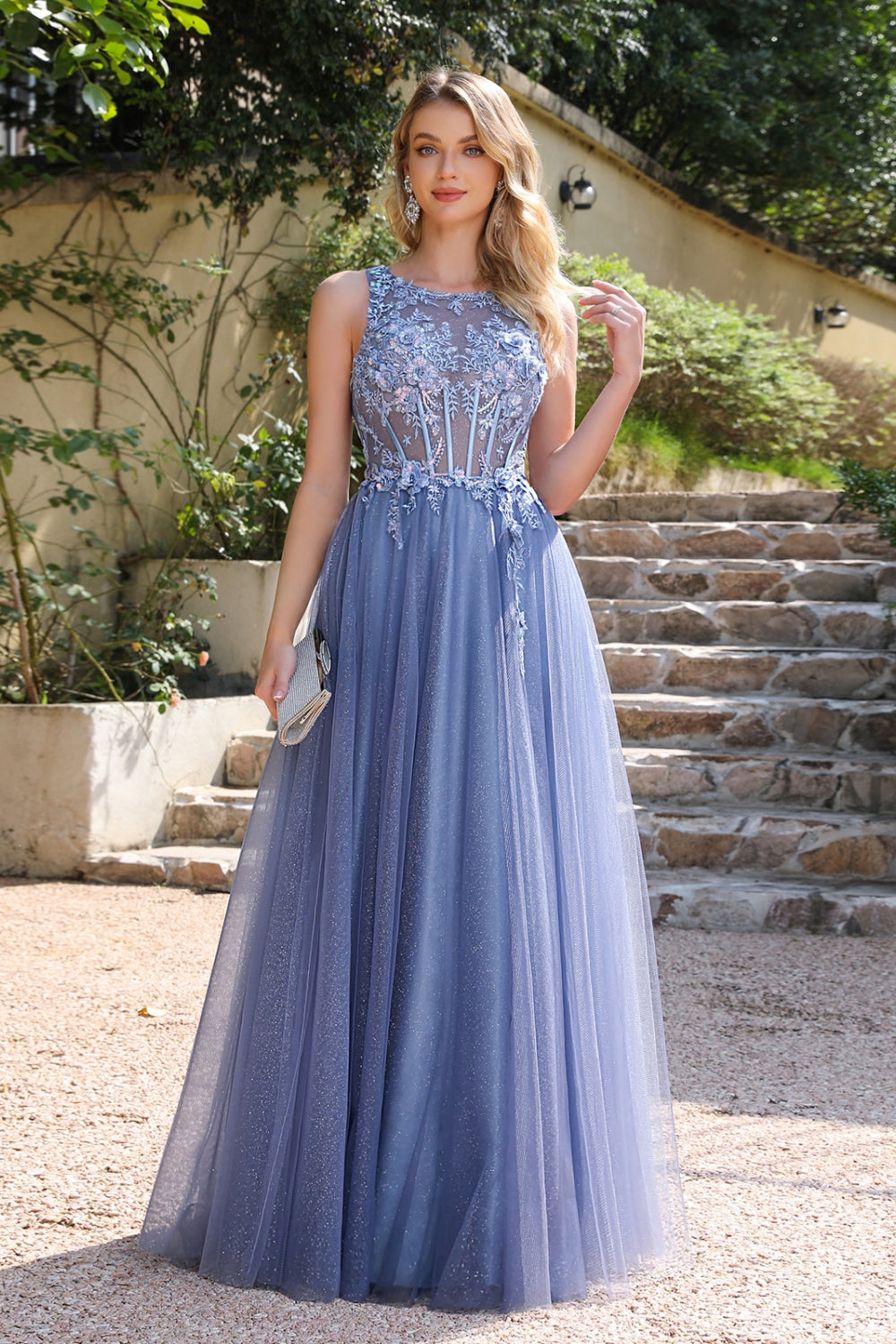 Chic Long A-line Floor Length Lace Appliques Backless Prom Dresses