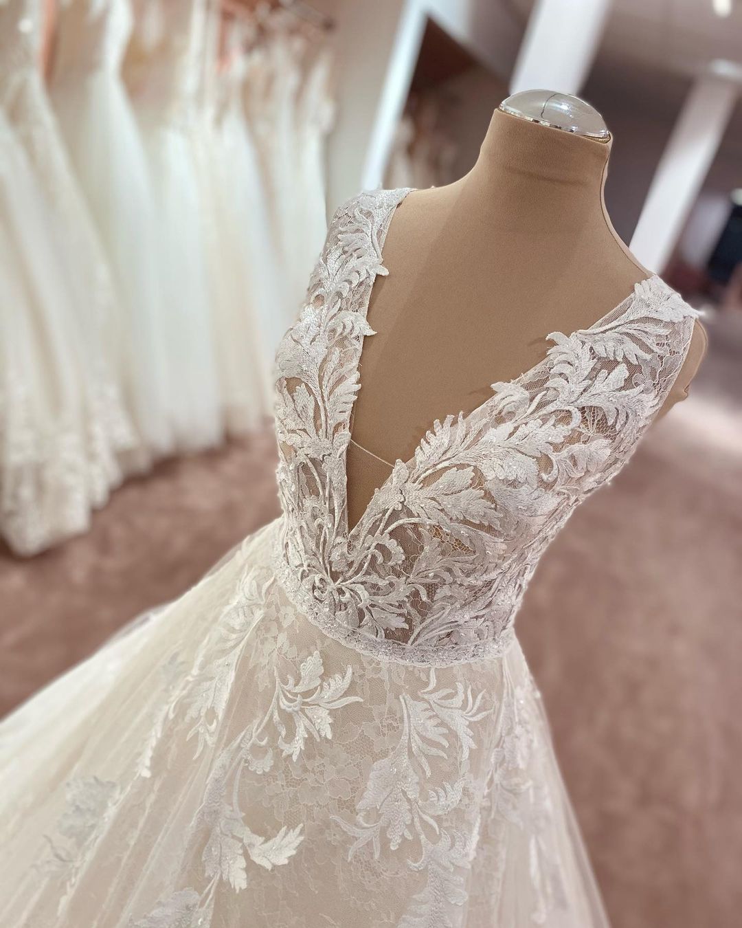Modest Long V-neck Wide Straps Appliques Lace Tulle A-Line Floor Length Wedding Dress