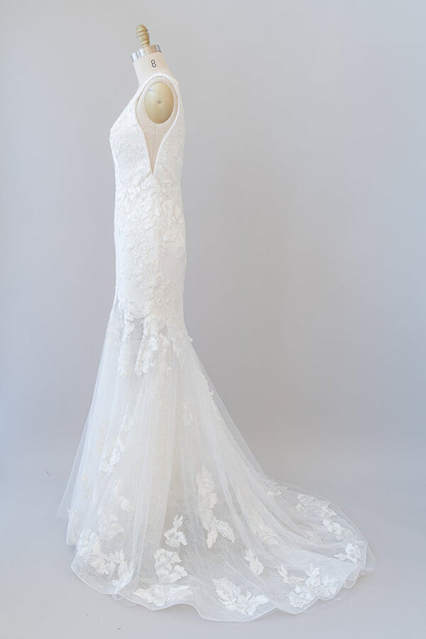 Long V-neck Appliques Lace Tulle Mermaid Wedding Dress