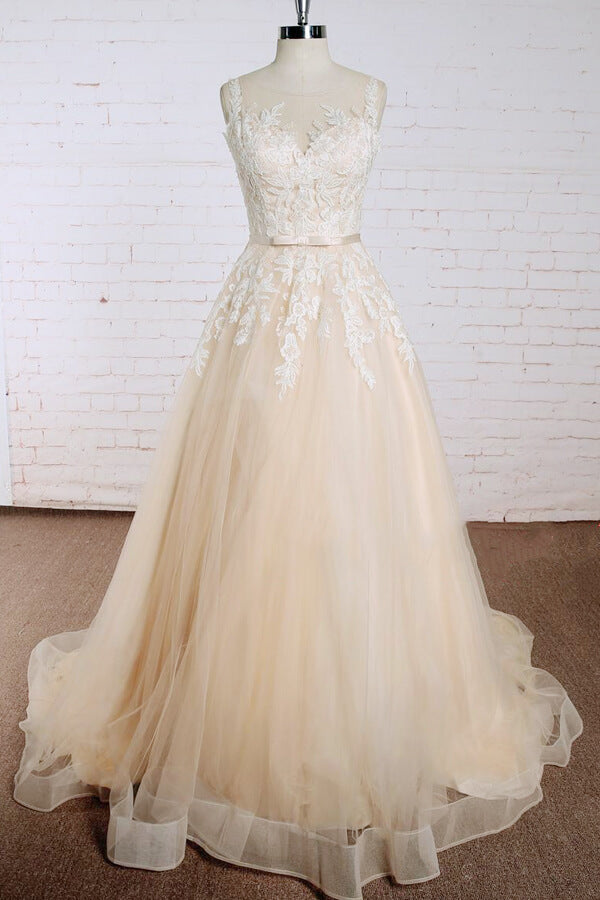 Elegant Long Appliques Lace Tulle A-line Wedding Dress