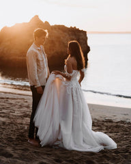 Beach Long Off the Shoulder Tulle Train A-Line Appliques Lace Wedding Dress