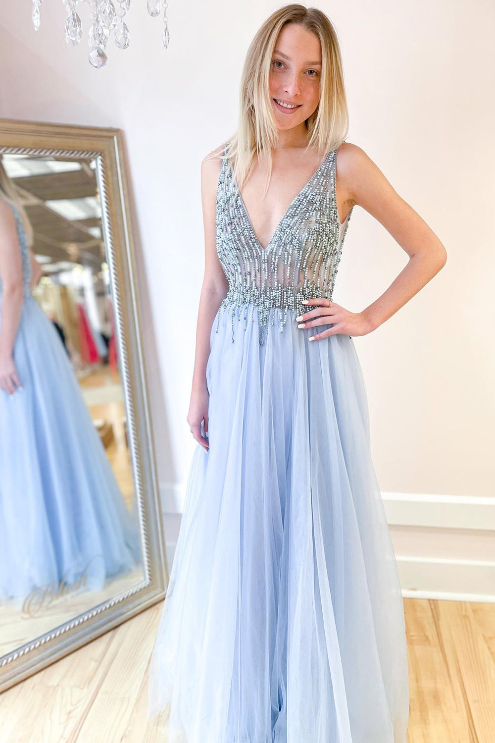 Long V-neck Beading Tulle Open Back A-Line Prom Dress With Split