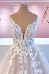 Elegant Long Appliques Lace Tulle Sweetheart Backless A-Line Ruffles Wedding Dress
