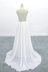 Elegant Long V-neck A-line Lace Chiffon Backless Wedding Dress