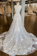 Modern Long A-line V-neck Spaghetti Straps Backless Wedding Dress with Appliques Lace