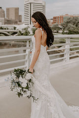 Elegant Long Mermaid V-neck Spaghetti Straps Lace Backless Wedding Dress