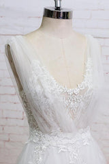 Long Appliques Lace Tulle Ruffle A-line Wedding Dress