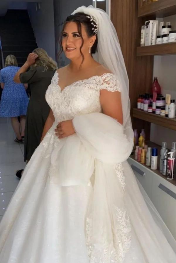 Plus Size Long A-line Off the Shoulder Tulle Lace Wedding Dress with Cap Sleeves