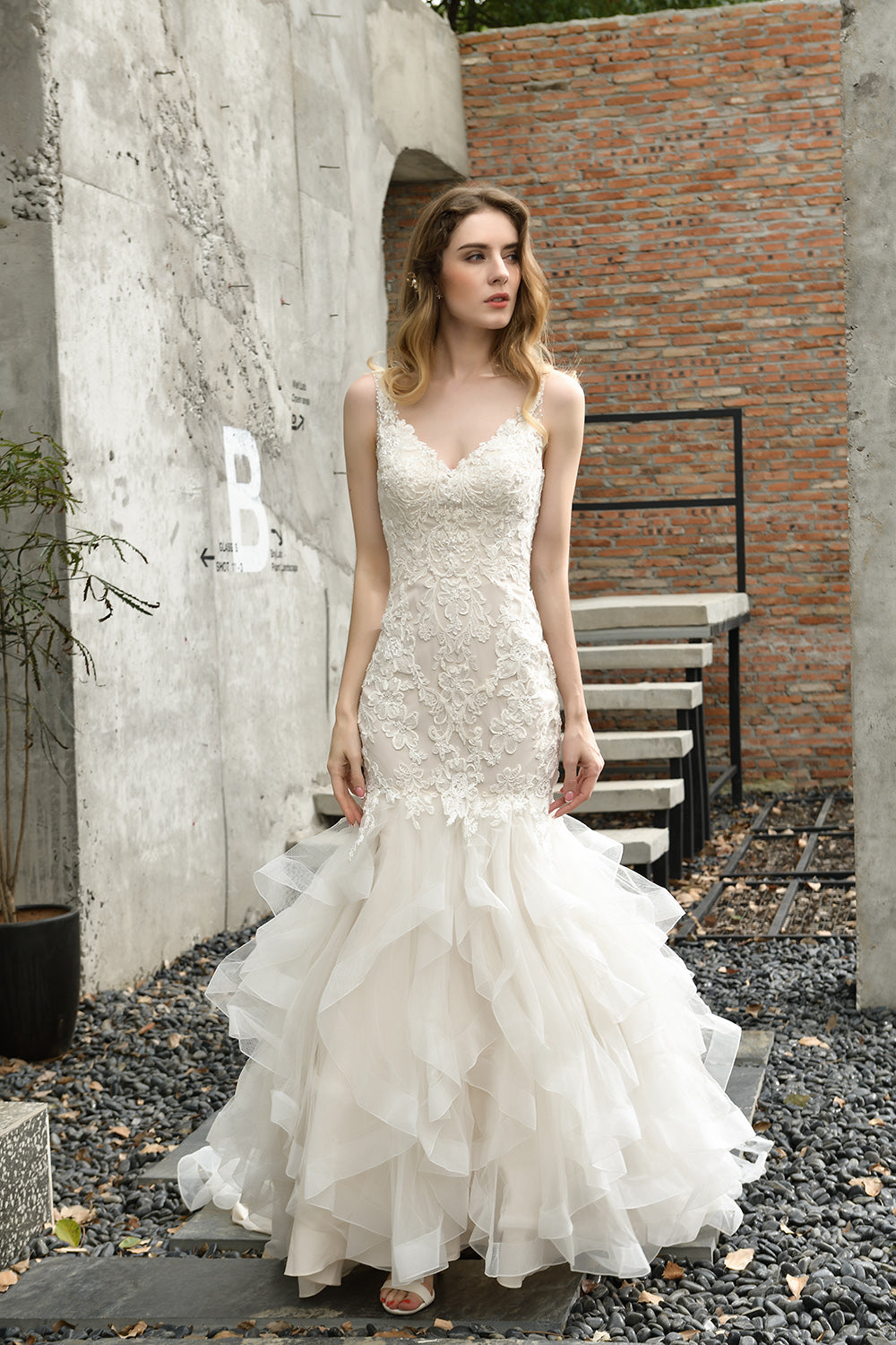 Gorgeous Long Sweetheart Appliques Lace Mermaid Wedding Dress