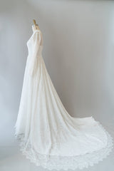 Long Tulle Illusion Long Sleeves Lace Backless A-line Wedding Dress