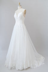 Long Sweetheart Spaghetti Strap Applique Tulle A-line Wedding Dress
