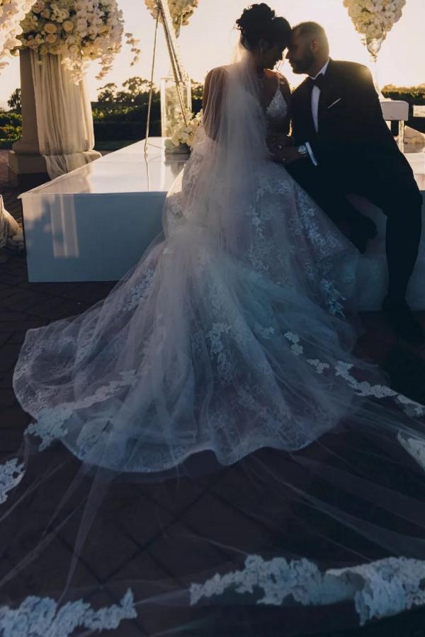 Plus Size Long A-line Sweetheart Tulle Floral Lace Wedding Dress