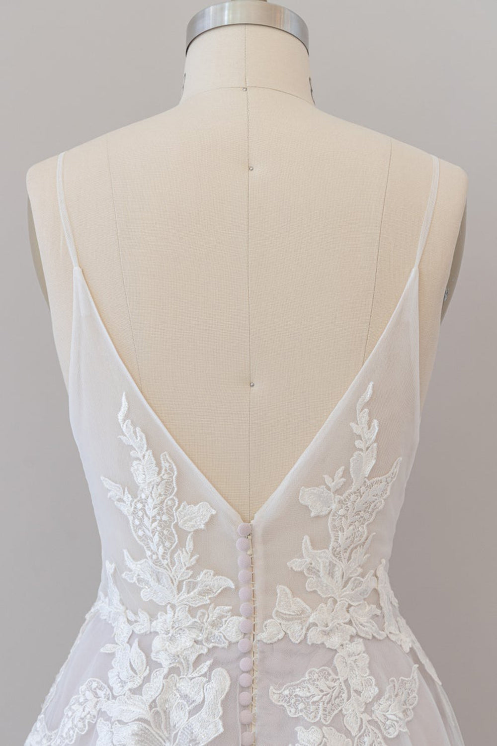 Long A-line V-neck Spaghetti Strap Lace Appliques Tulle Wedding Dress