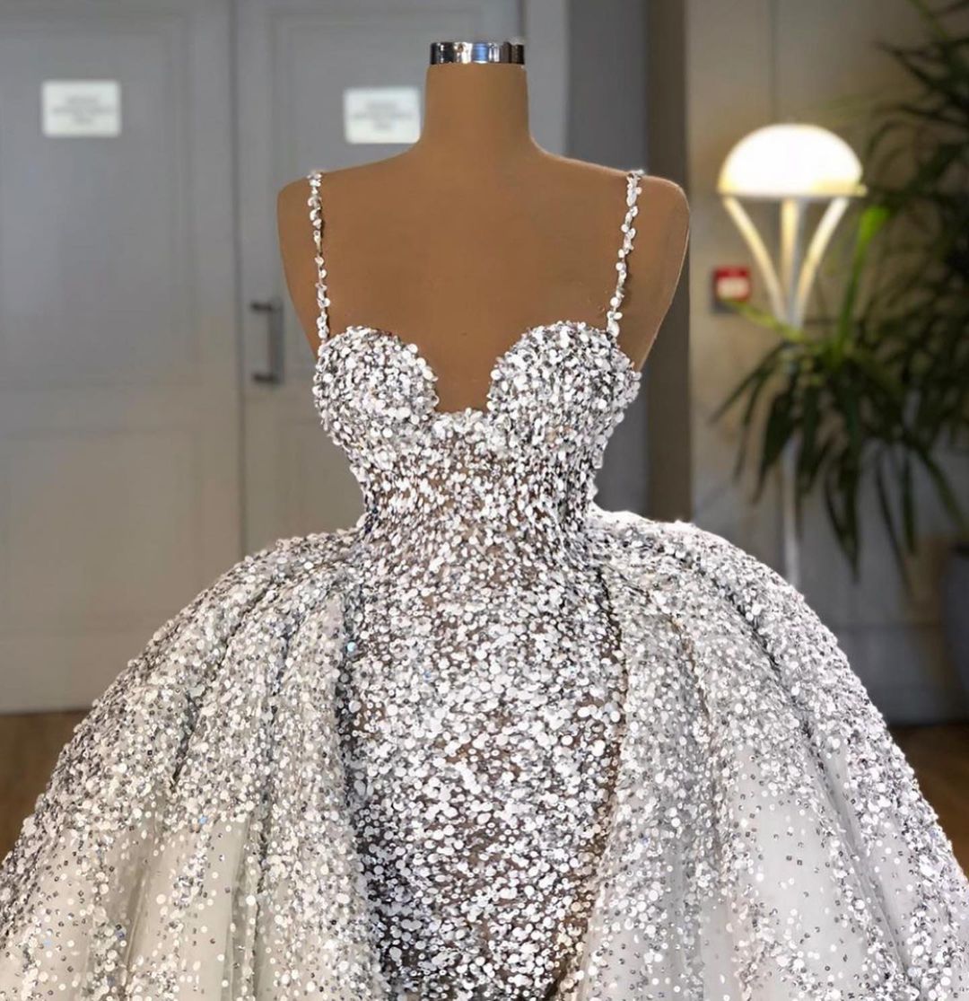 Long Sweetheart Sequins Mermaid Wedding Dress With Ruffles Train