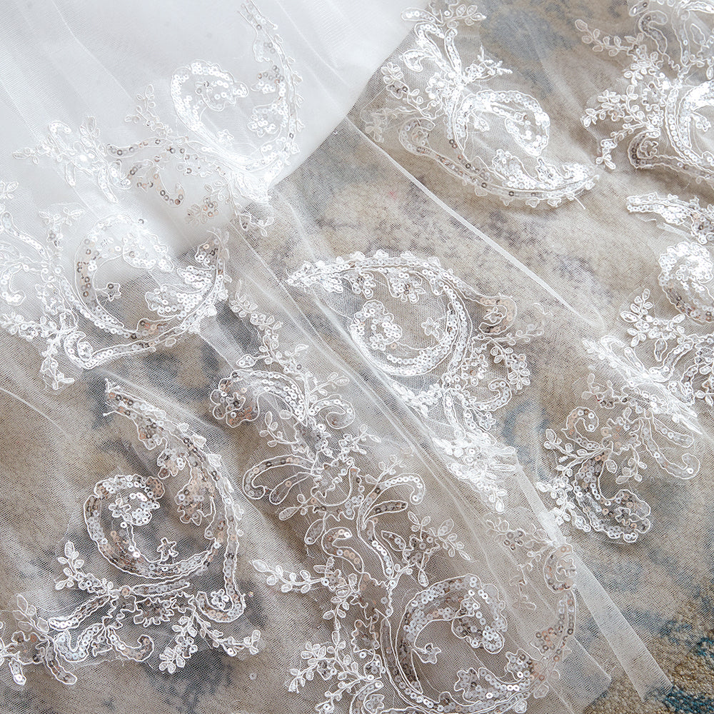 Elegant Long V-neck Appliques Lace Tulle A-line Wedding Dress