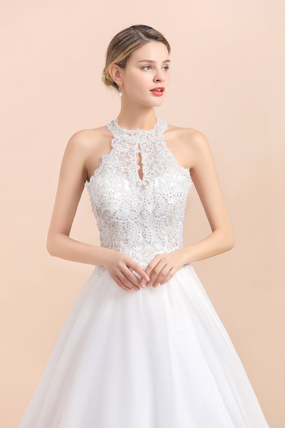 Long A-line Halter Tulle Lace Appliques Sleeveless Wedding Dresses