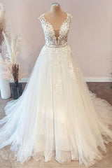 Long Sweetheart Floral Lace Floor Length A-Line Tulle Ruffles Wedding Dress
