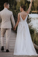 A-line Spaghetti Straps Backless Long Tulle Appliques Lace Wedding Dress