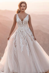 Long Open Back Tulle Appliques Lace A-Line Wedding Dress with Ruffles