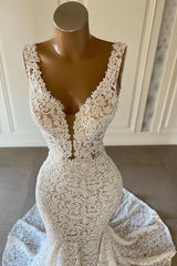 Gorgeous Long Mermaid V-neck Floral Lace Wedding Dresses