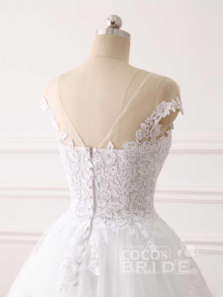 Long Tulle Lace Appliques Sweetheart Ball Gown Wedding Dresses