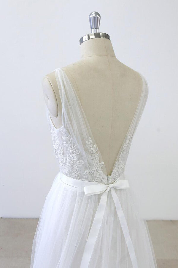 Long White V-neck Ruffle Applqiues Tulle A-line Wedding Dress