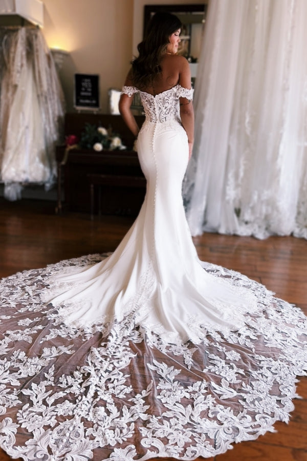Elegant Sweetheart Strapless Lace Open Back Long Mermaid Wedding Dresses