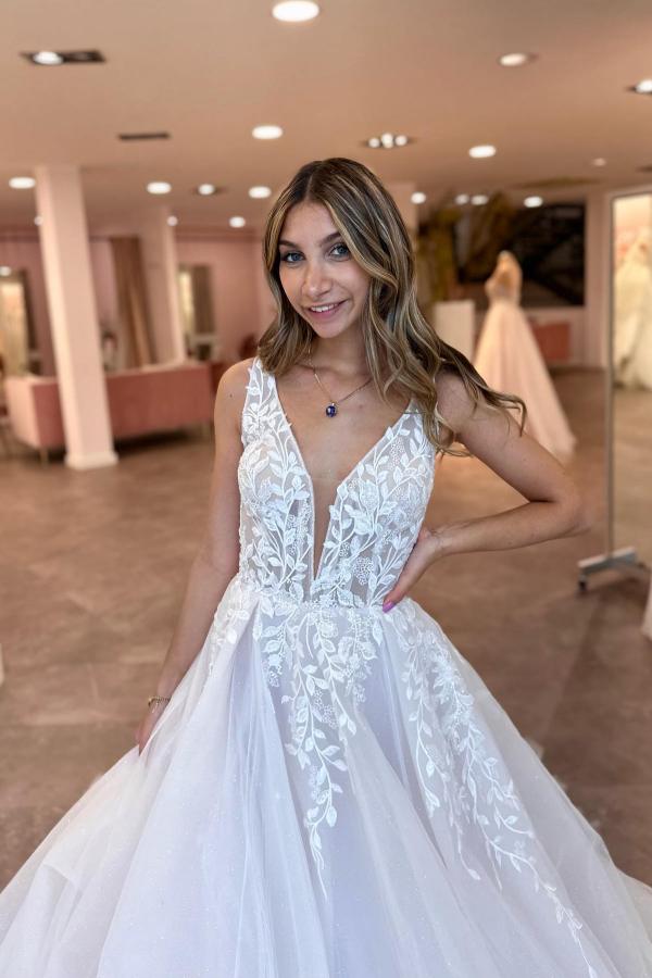 Elegant White A-Line V-neck Sleeveless Lace Tulle Long Wedding Dress with Ruffles