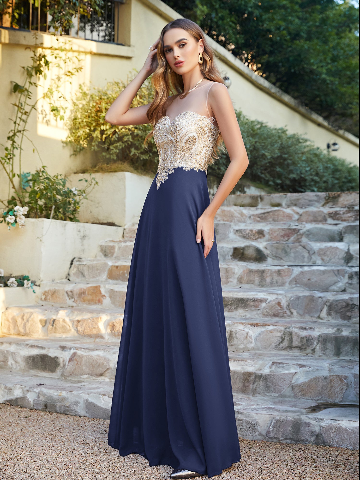 Elegant Long A-line Chiffon Sleeveless Tulle Lace Appliques Prom Dress