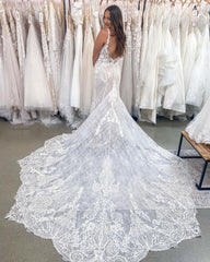 Gorgeous Long Mermaid Lace V-neck Spaghetti Straps Backless Wedding Dress