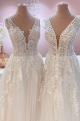 Long Wide Straps Open Back A-Line Tulle Appliques Lace Train Wedding Dress