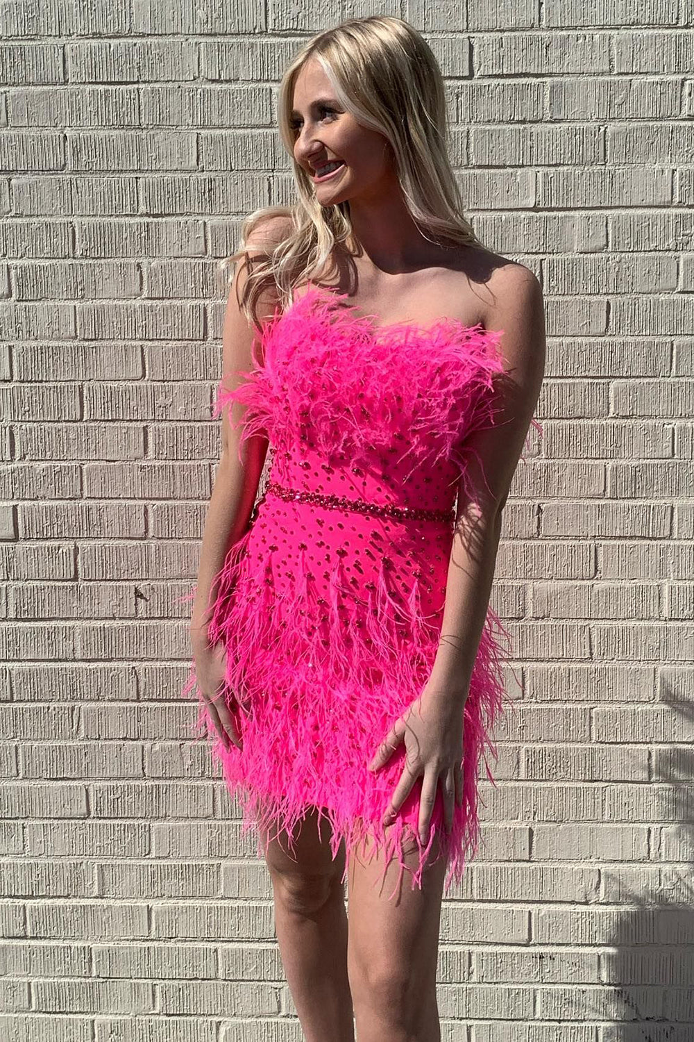 Strapless Red Mermaid Feathers Homecoming Dress with Beaded Belt