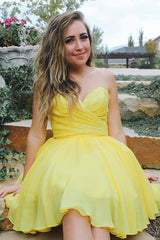 Glitter Sweetheart A-line Yellow Short Homecoming Dress