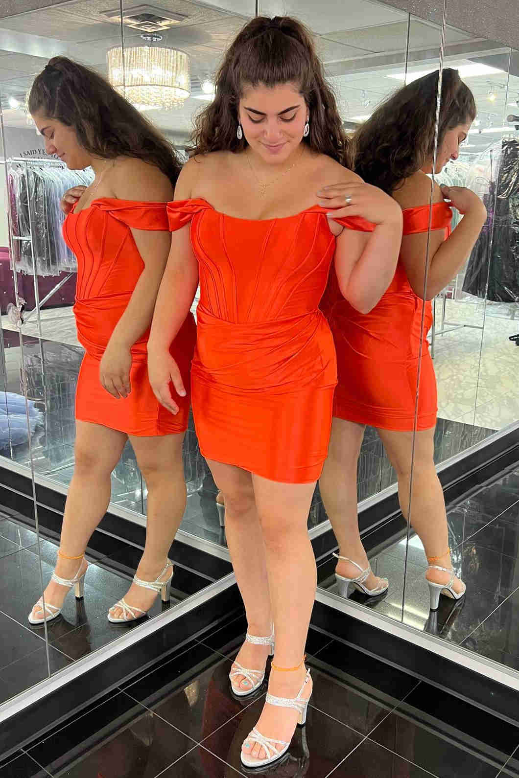 Mermaid Off the Shoulder Cap Sleeves Short Bodycon Homecoming Dress
