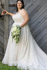Elegant Sleeveless Tulle Plus Size Wedding Dresses with Lace Applique