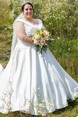 Satin V-neck Sleeveless Ball Gown Plus Size Wedding Dresses