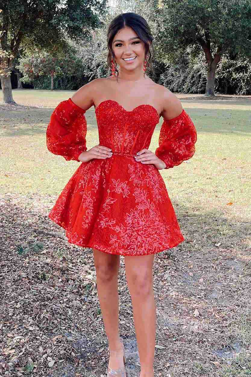 Sweetheart A-line Lace Short Homecoming Dress with Sleeves