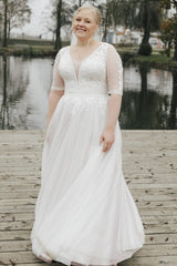 Simple Half Sleeves A-line Lace Plus Size Wedding Dresses