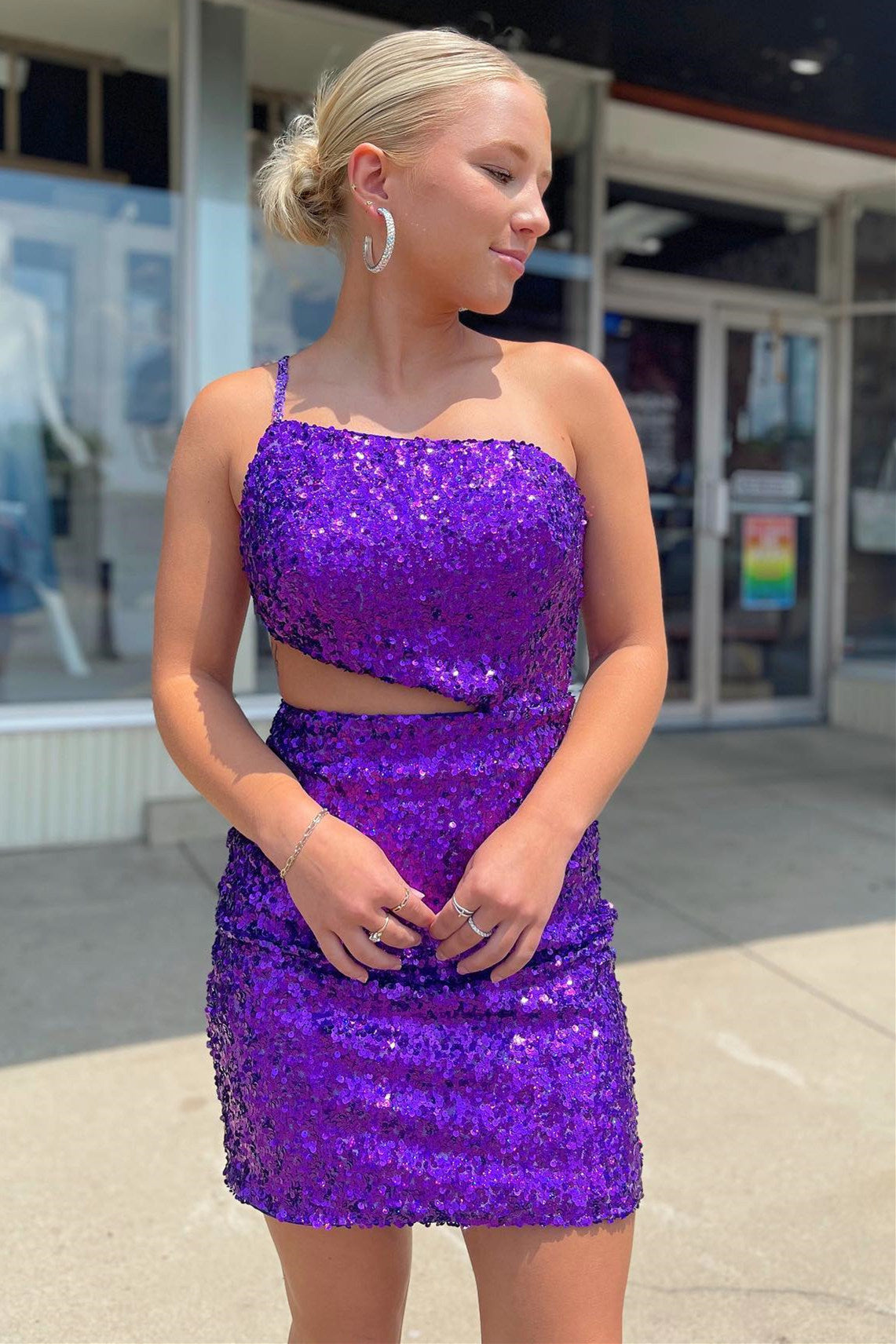 Short Mermaid Straps One Shoulder Sequins Backless Homecoming Dress